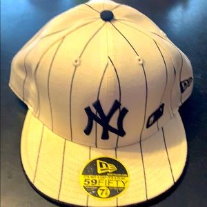 New Era NY Yankees Fitted Hat